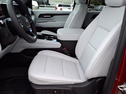 New 2025 Chevrolet Tahoe Premier image 13