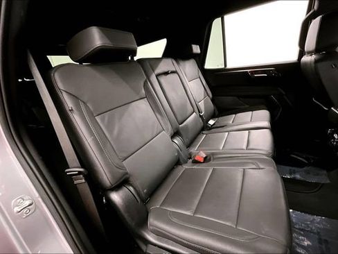Used 2025 Chevrolet Tahoe LT AWD/4WD image 25