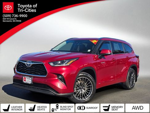 Used 2021 Toyota Highlander Limited image 1
