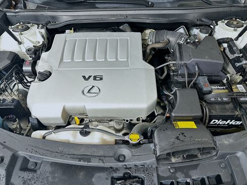 Used 2014 Lexus ES 350 w/ Luxury Package FWD image 34