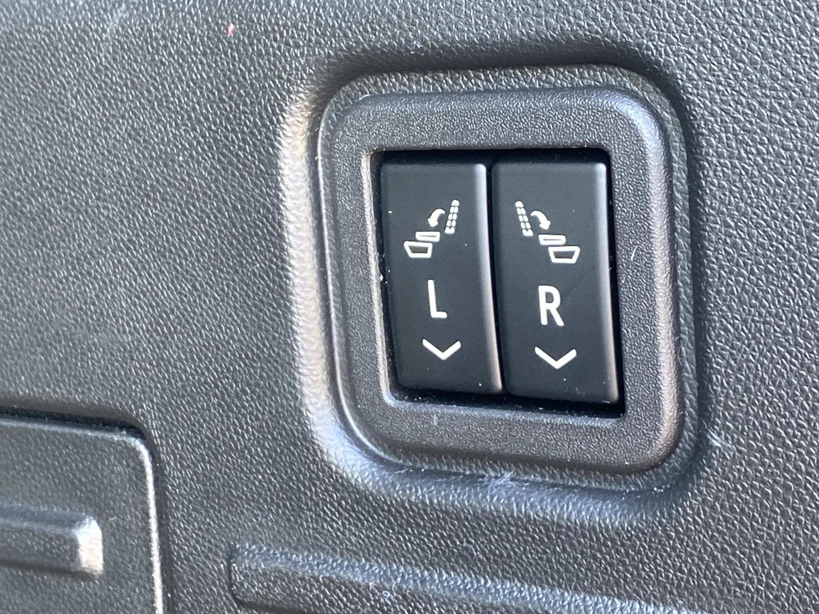 Used 2025 GMC Hummer EV 3X AWD/4WD image 10
