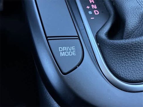 Used 2022 Kia Soul LX image 38