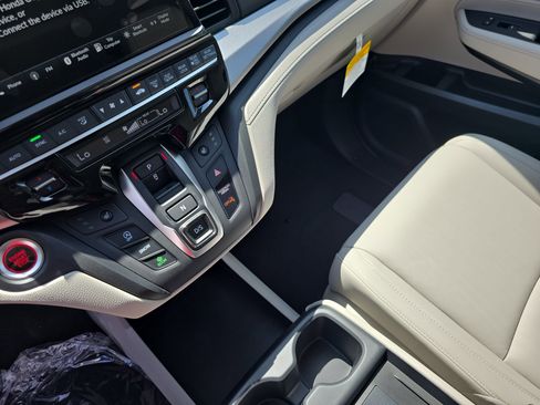New 2026 Honda Odyssey EX-L image 27