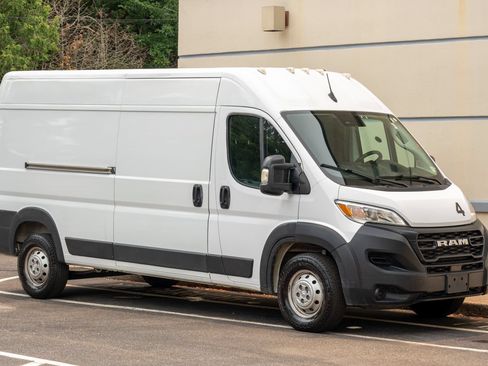 Used 2023 RAM ProMaster 2500 FWD image 13