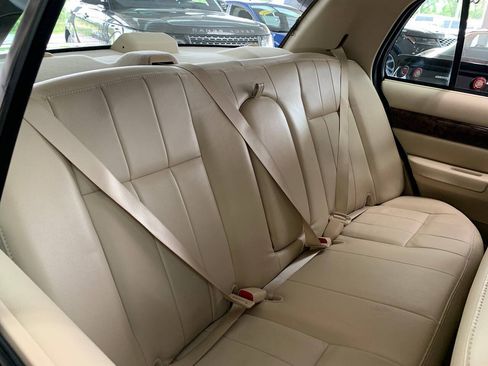 Used 2010 Mercury Grand Marquis LS RWD image 11