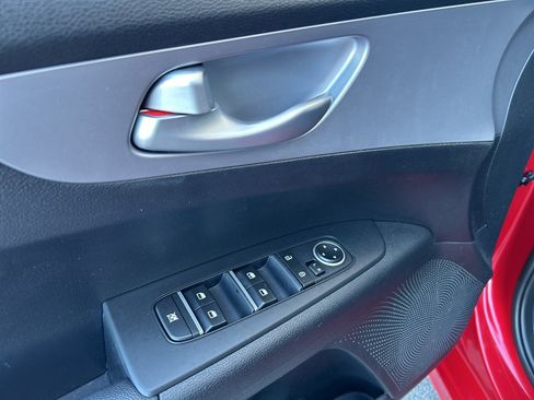 Certified 2024 Kia Forte LXS w/ LXS Technology Package FWD image 15