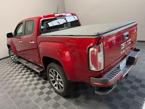 Used 2021 GMC Canyon Denali AWD/4WD image 9