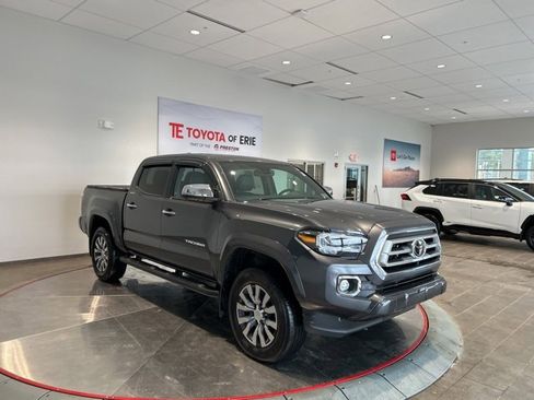 Used 2023 Toyota Tacoma Limited image 1