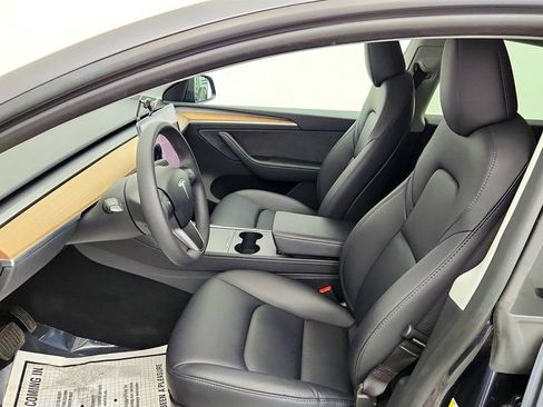 Used 2024 Tesla Model Y Long Range RWD image 25