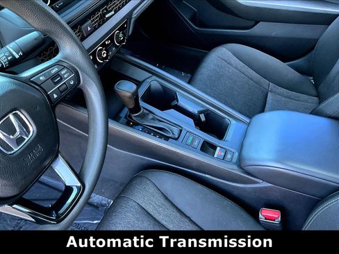 Used 2025 Honda Accord SE image 17