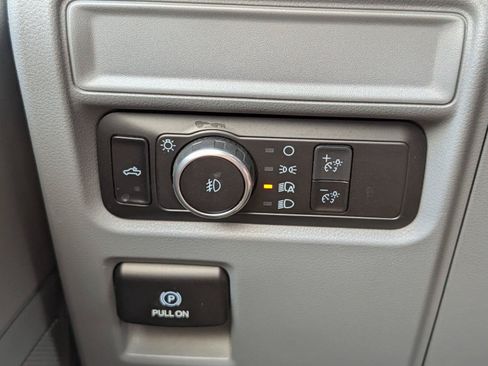 Used 2022 Ford F150 XLT w/ Bed Utility Package RWD image 39