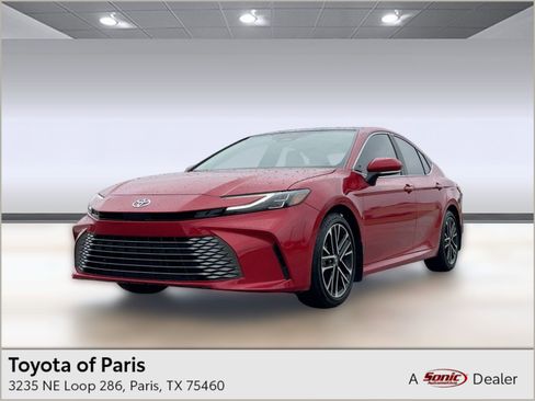 Used 2025 Toyota Camry XLE w/ Premium Package image 1