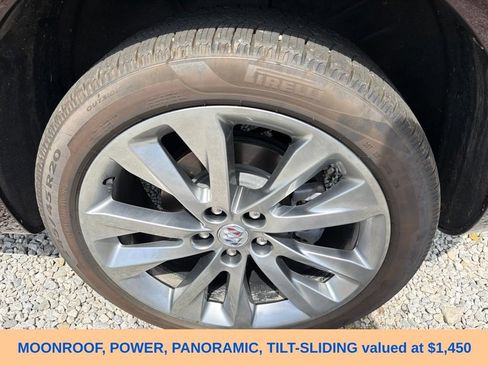 Used 2022 Buick Envision Avenir w/ Premium Seat Package FWD image 2