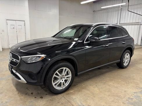 New 2026 Mercedes-Benz GLC 300 image 3