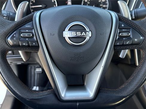 Used 2023 Nissan Maxima SR w/ Sport Mat Group FWD image 11