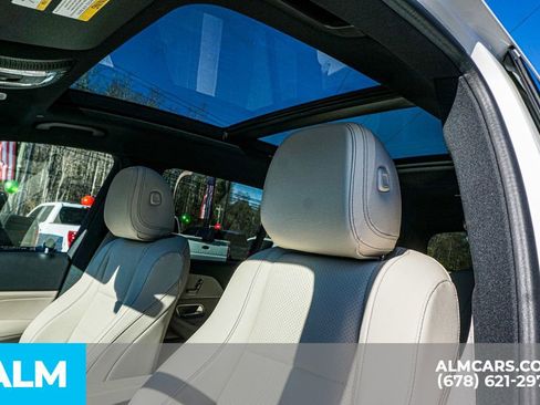 Used 2025 Mercedes-Benz GLS 450 4MATIC image 17