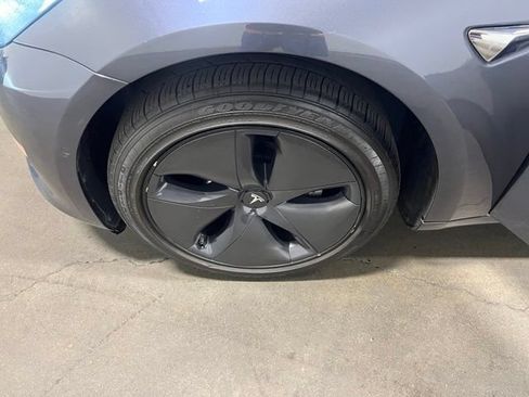 Used 2020 Tesla Model 3 Standard Range Plus RWD image 29