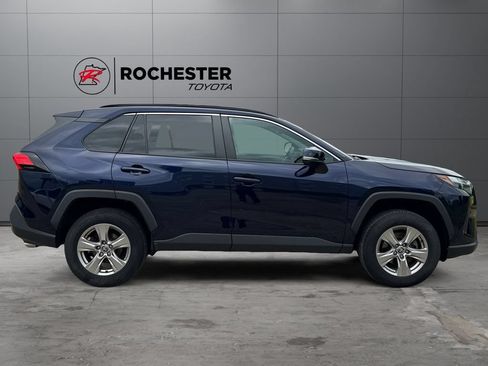 Certified 2022 Toyota RAV4 XLE AWD/4WD image 6