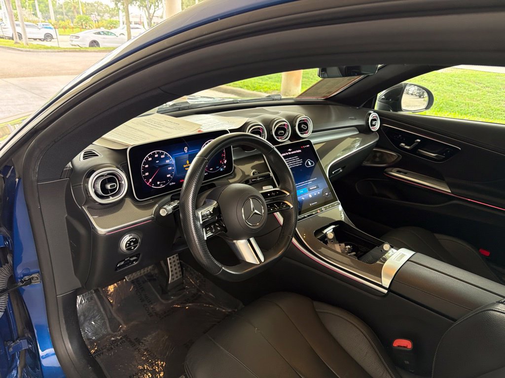 Used 2025 Mercedes-Benz CLE 300 4MATIC Coupe image 6