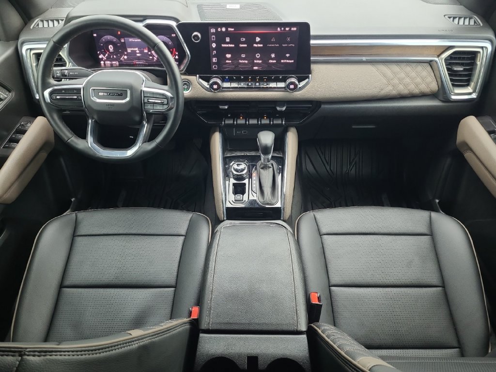 Used 2023 GMC Canyon Denali AWD/4WD image 10