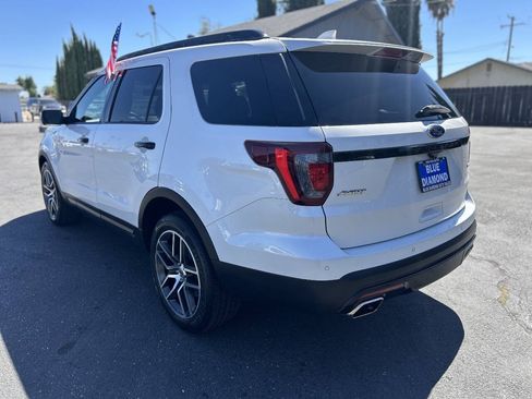 Used 2016 Ford Explorer Sport w/ Equipment Group 401A AWD/4WD image 4