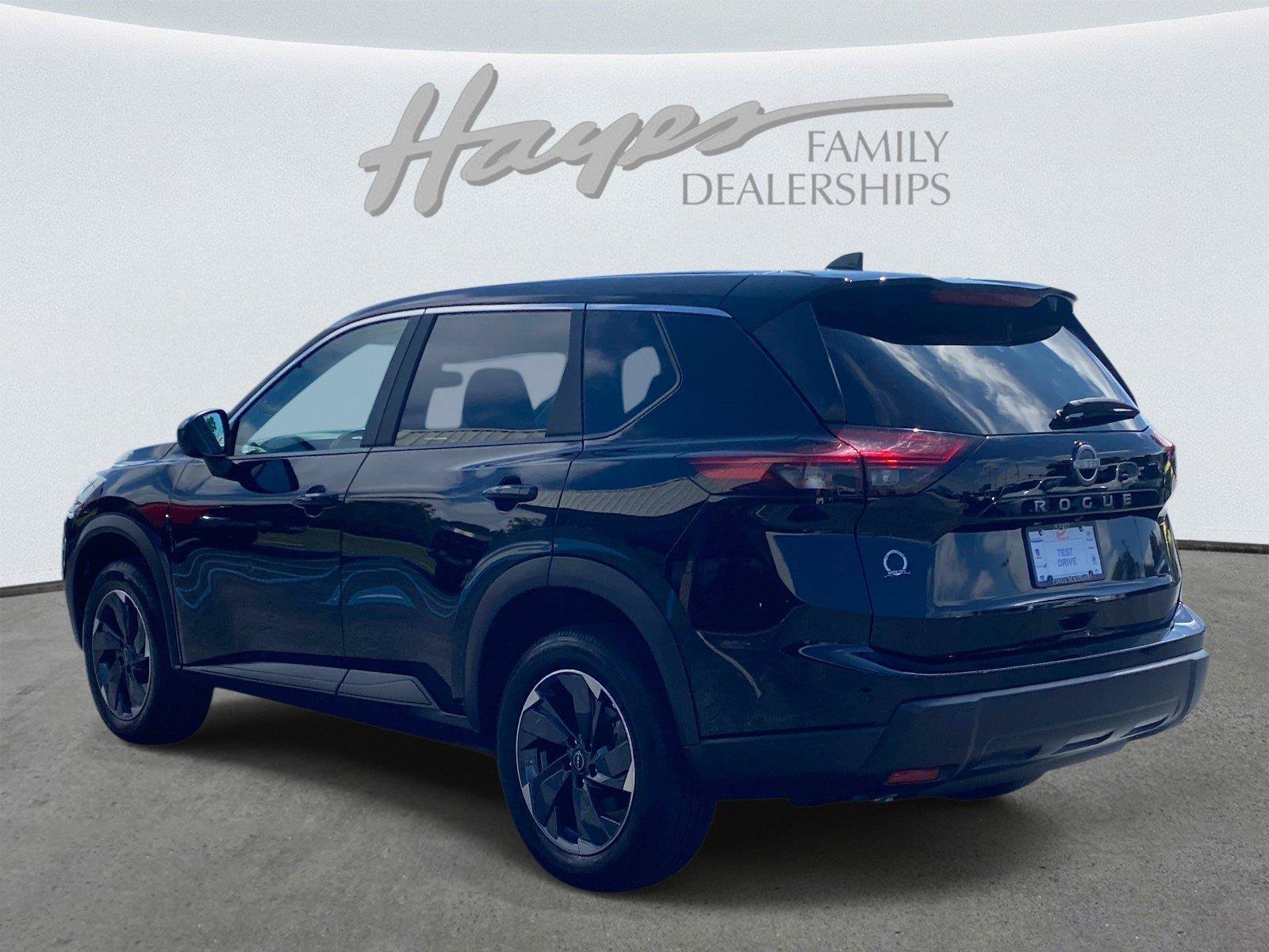 Used 2025 Nissan Rogue SV FWD image 8