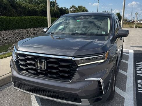 Certified 2025 Honda Pilot EX-L image 2