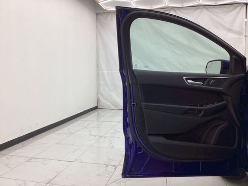 Used 2015 Ford Edge SEL AWD/4WD image 18