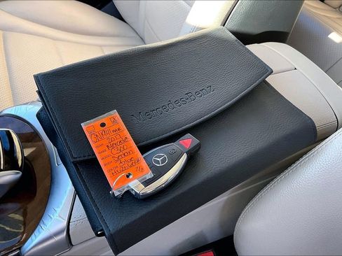 Used 2017 Mercedes-Benz C 300 4MATIC Sedan image 33