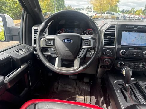Used 2016 Ford F150 Lariat w/ Equipment Group 502A Luxury AWD/4WD image 16
