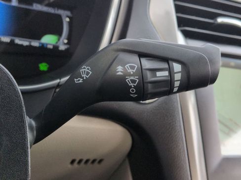 Certified 2017 Ford Fusion Energi SE image 26