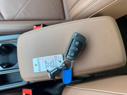 Certified 2025 Audi Q3 2.0T Premium Plus w/ Premium Plus Package image 34