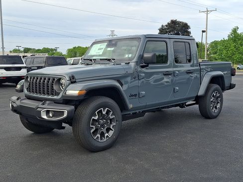 Used 2026 Jeep Gladiator Sport AWD/4WD image 1