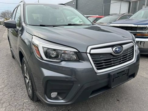 Used 2021 Subaru Forester Premium AWD/4WD image 3