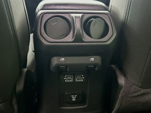 Used 2023 Jeep Wrangler Unlimited w/ Sun & Screen Package AWD/4WD image 25