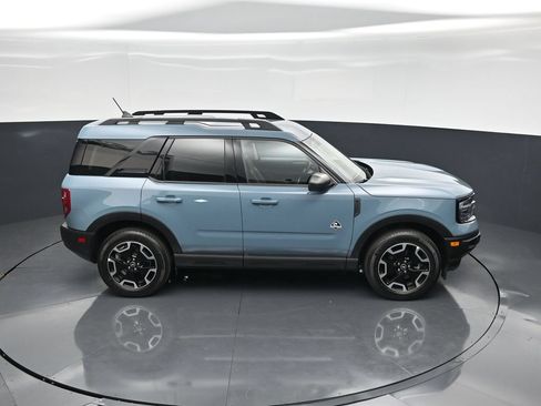 Certified 2023 Ford Bronco Sport Outer Banks w/ Tech Package AWD/4WD image 37