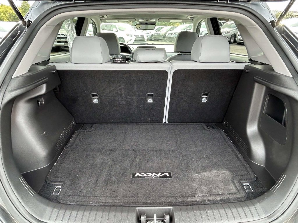 Used 2018 Hyundai Kona Limited FWD image 12