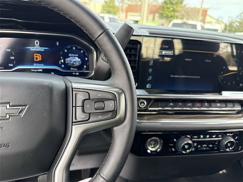 Used 2023 Chevrolet Silverado 1500 RST image 16