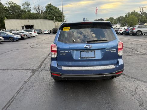 Used 2017 Subaru Forester 2.5i Limited AWD/4WD image 6