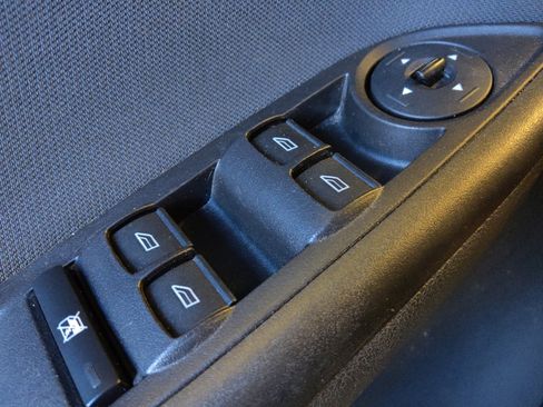 Used 2018 Ford Focus SE image 27