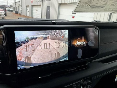 New 2026 Jeep Wrangler Unlimited Rubicon image 19