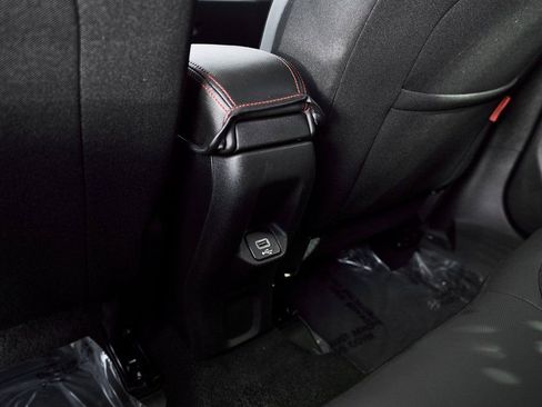 Used 2023 Jeep Renegade Trailhawk image 33