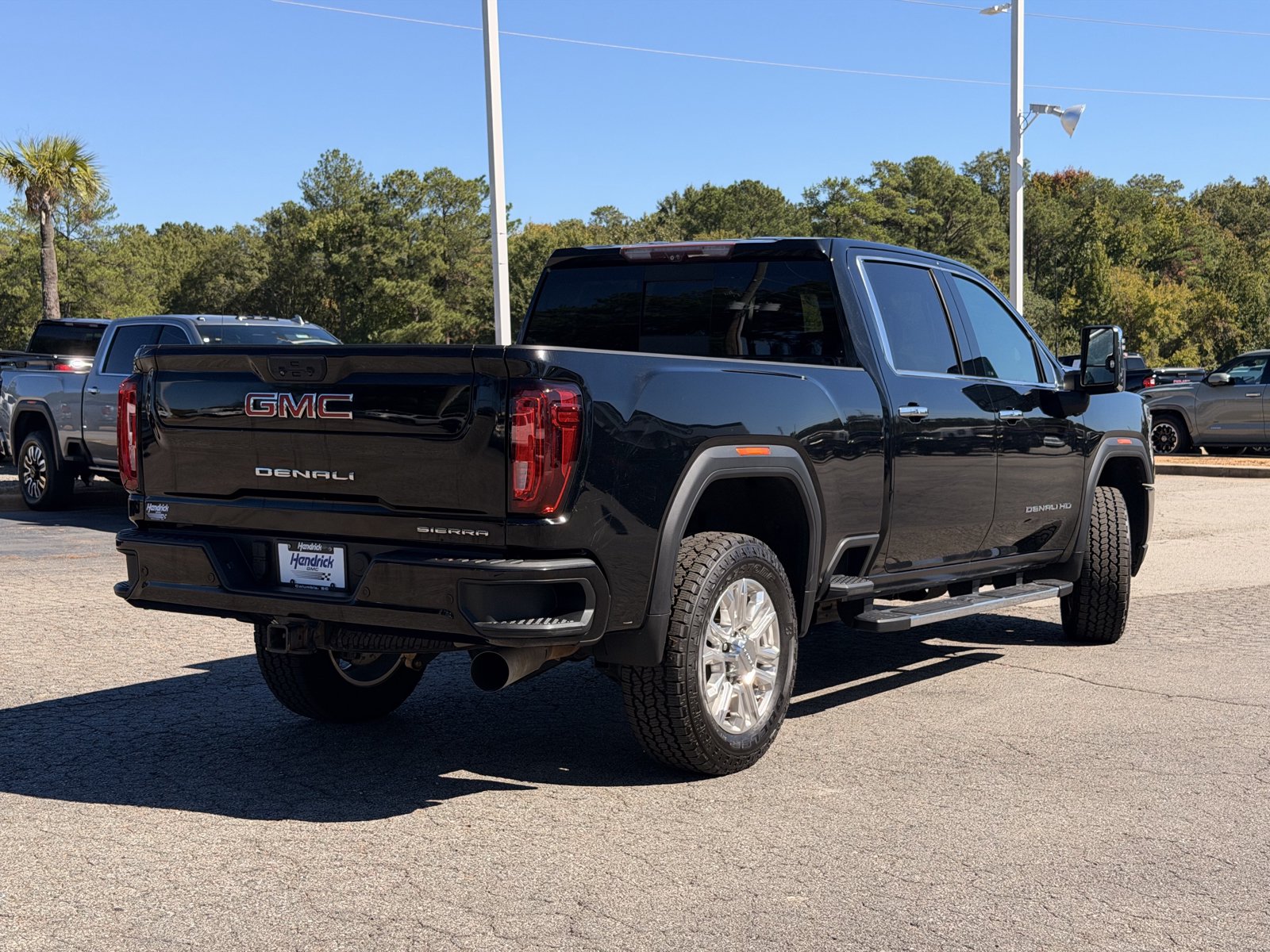 Used 2020 GMC Sierra 2500 Denali w/ Technology Package AWD/4WD image 12