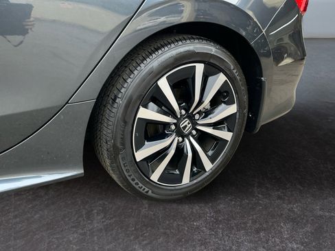 Used 2023 Honda Civic EX image 10