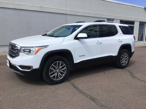 Used 2019 GMC Acadia SLE AWD/4WD image 2