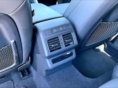 Used 2025 Audi Q5 Premium Plus w/ Premium Plus image 25