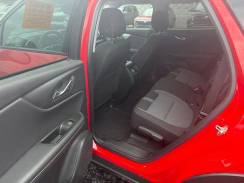 Certified 2024 Chevrolet Blazer LT w/ Convenience Package FWD image 11