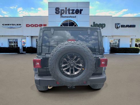 New 2025 Jeep Wrangler Unlimited Rubicon 392 image 14