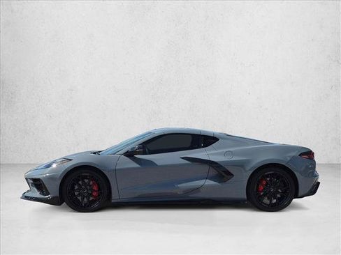 Used 2024 Chevrolet Corvette Stingray Preferred Cpe w/ Battery Protection Package RWD image 9