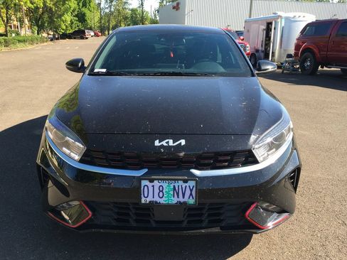 Used 2023 Kia Forte GT-Line w/ GT-Line Premium Package FWD image 9